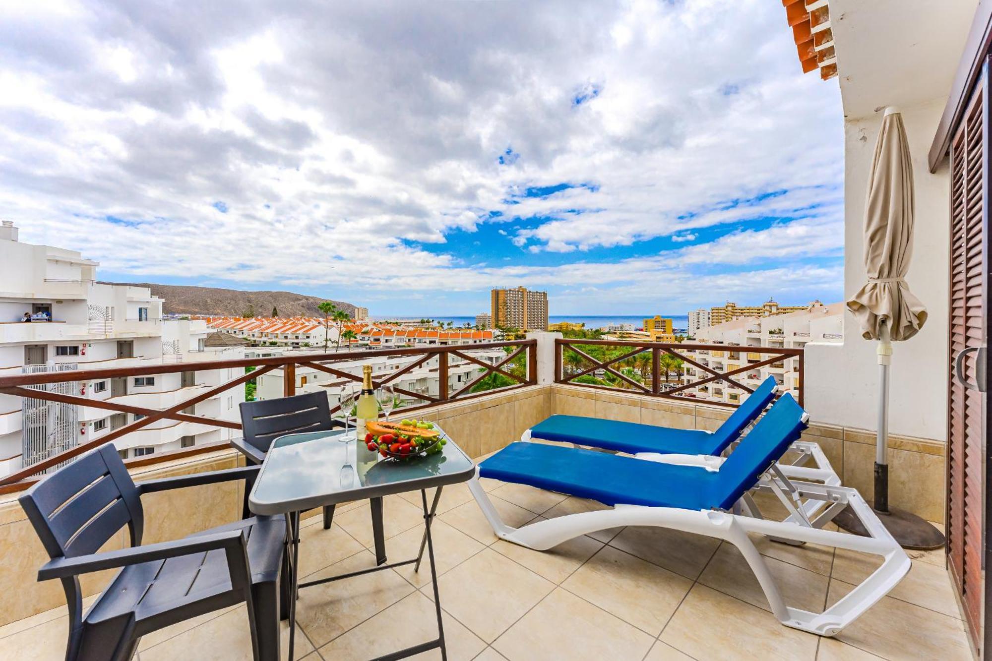Blue Cristianos By Welcome Tenerife Apartment
